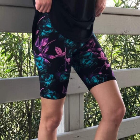 Bermuda Soft Leggings Shorts - Neon Roses - Picture 1 of 1